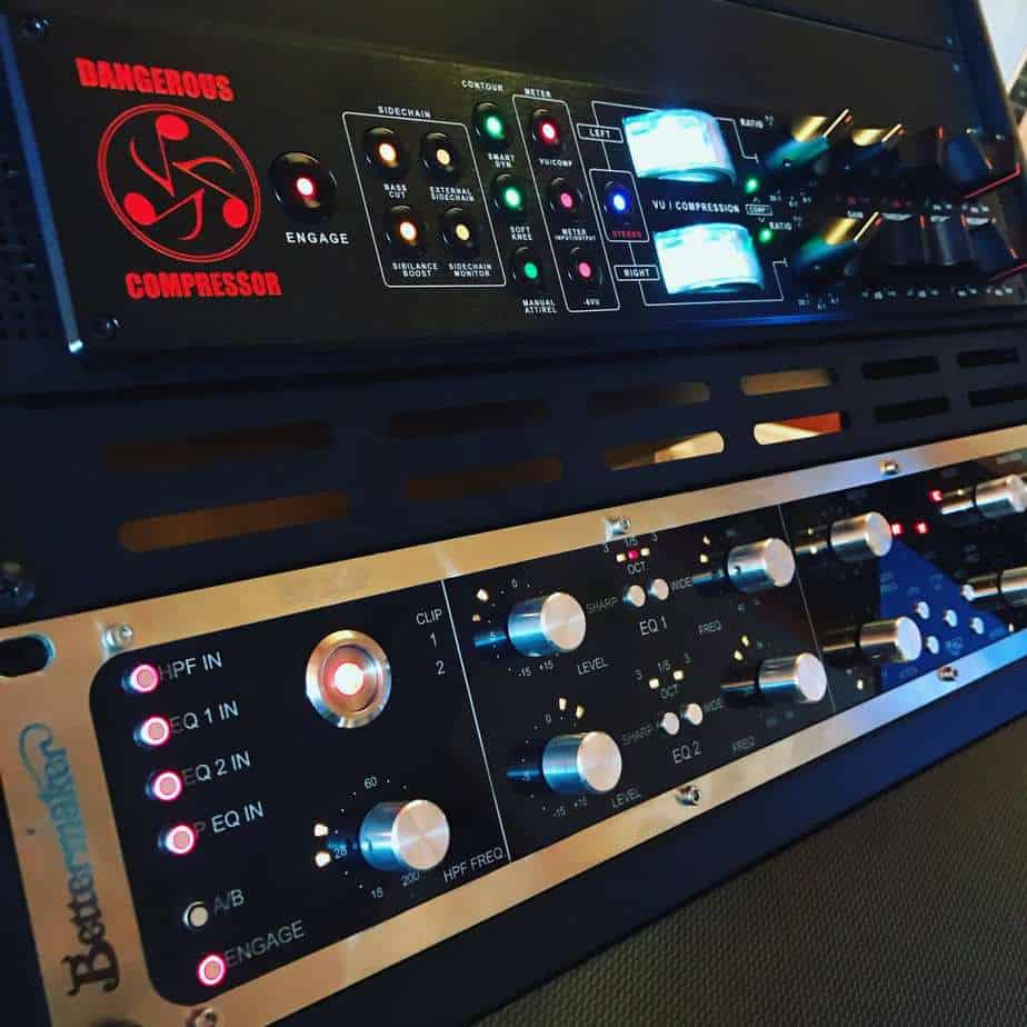 High End Analog Equipment. Mastering Engineer and High End Analog Equipment.